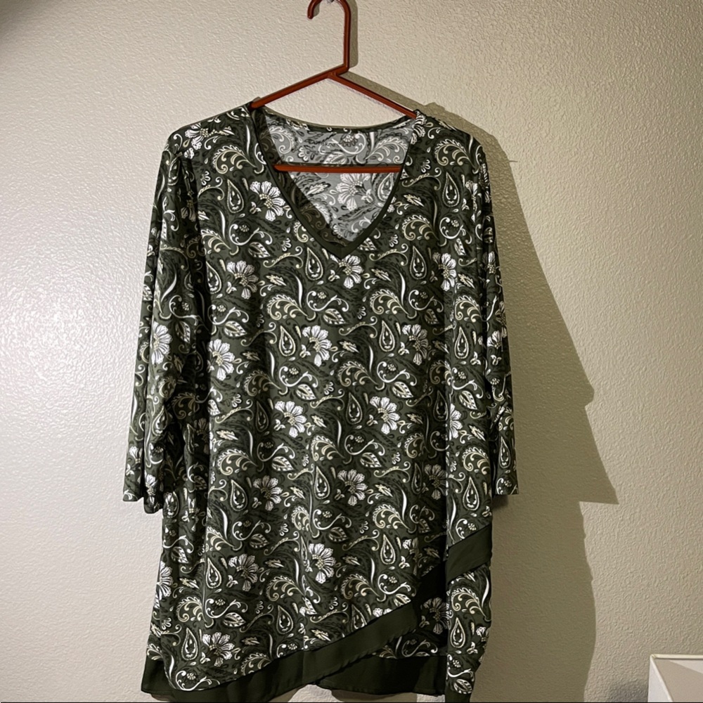 Catherines Green Floral V-Neck Tunic